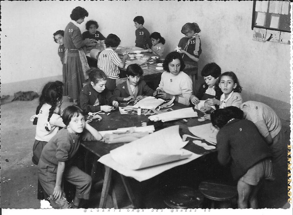 VILLE D ORAN ORE LUCHON 1957 N02.jpg
